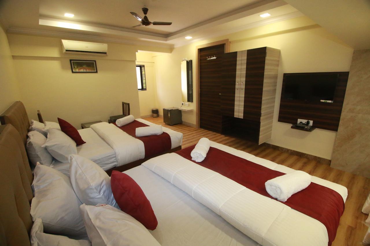 Hotel Alfa International Near Nanavati Hospital Mumbai Near Airport Mumbai Near Juhu Beach Екстериор снимка
