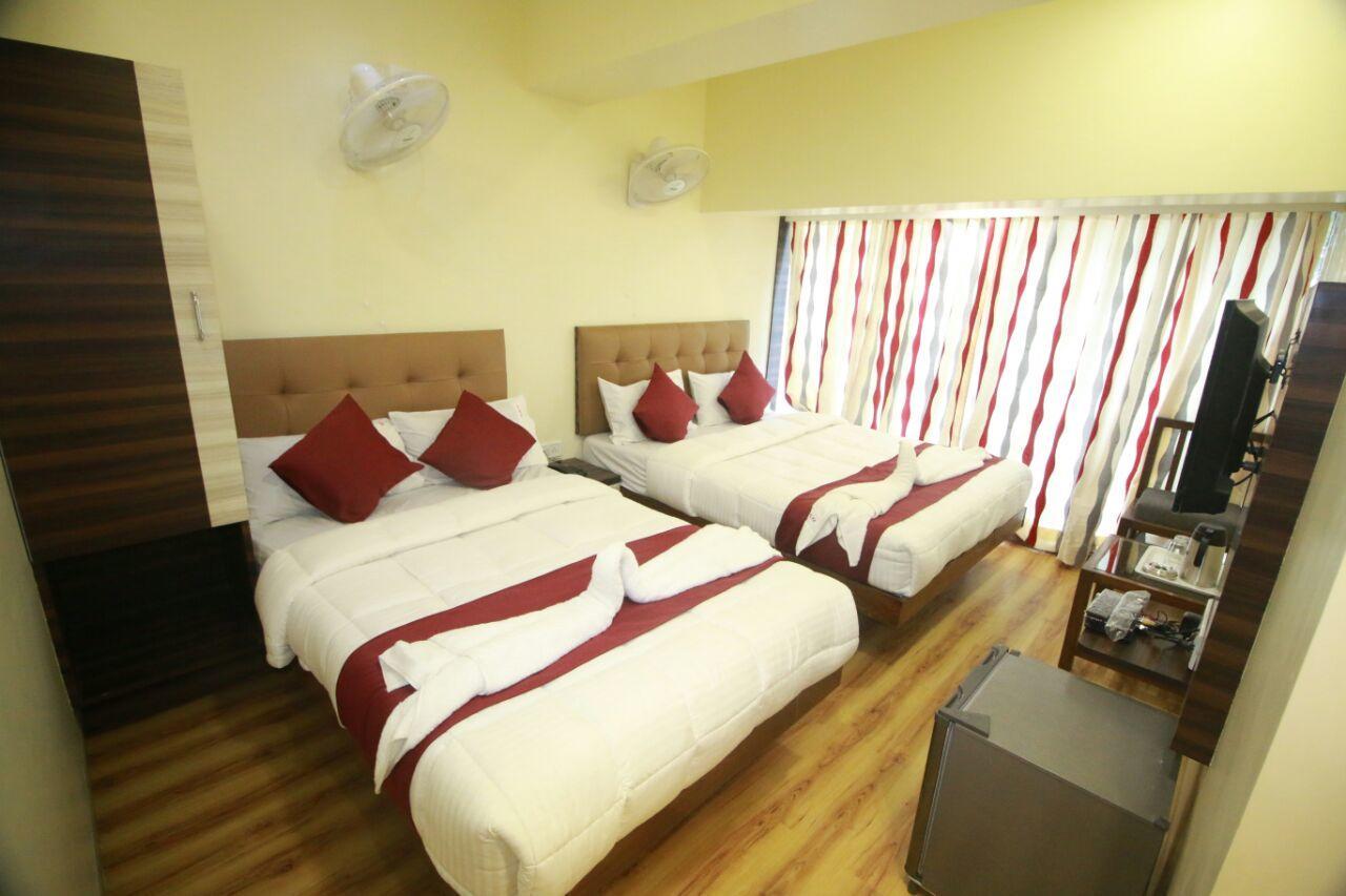 Hotel Alfa International Near Nanavati Hospital Mumbai Near Airport Mumbai Near Juhu Beach Екстериор снимка